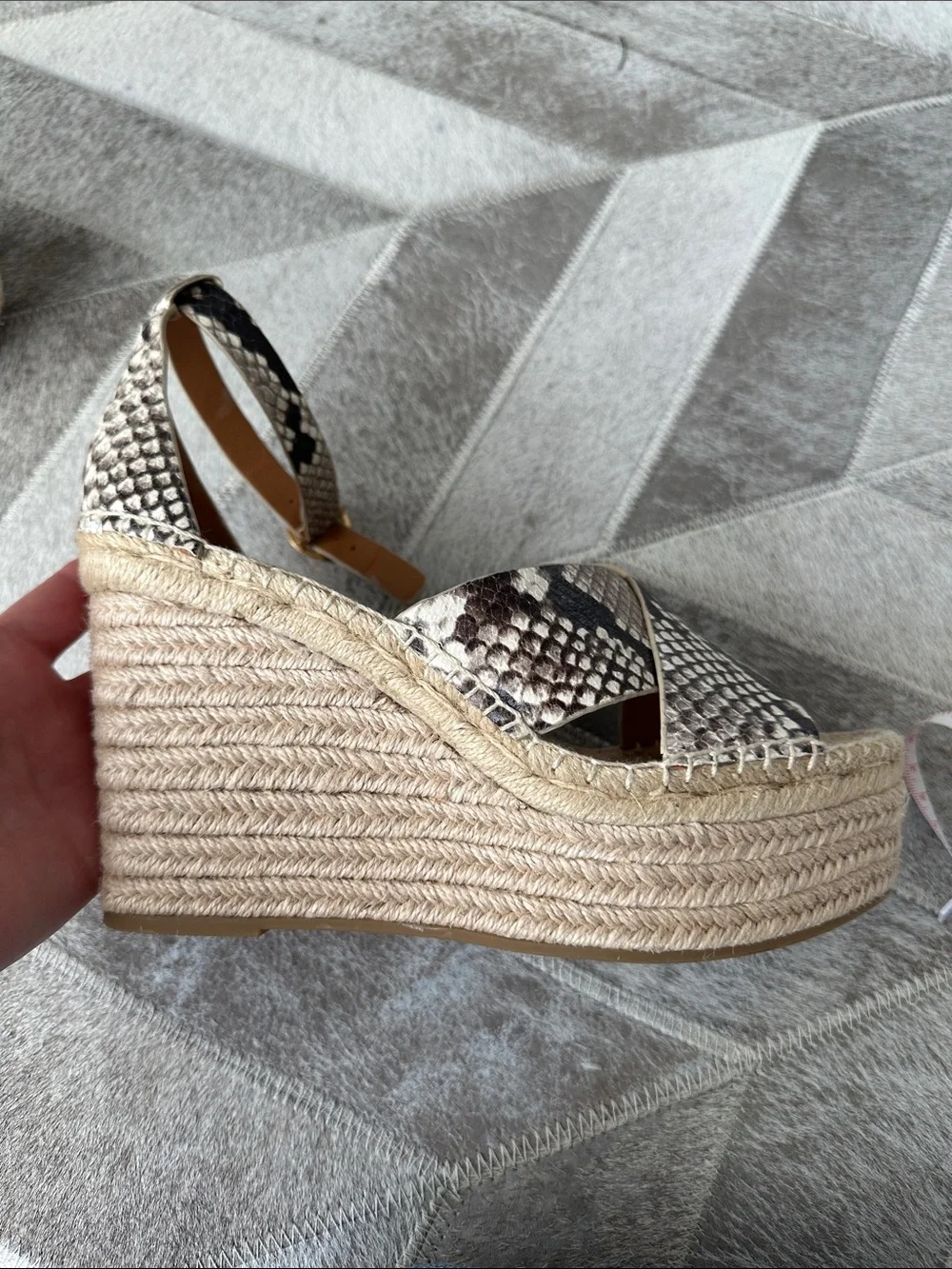 Tory Burch tory burch